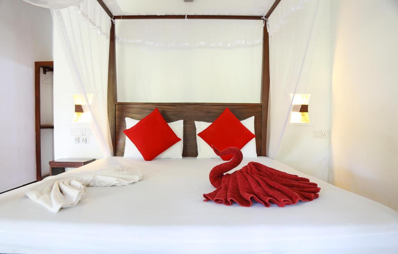 Tinara River Inn, Weligama Dış mekan fotoğraf