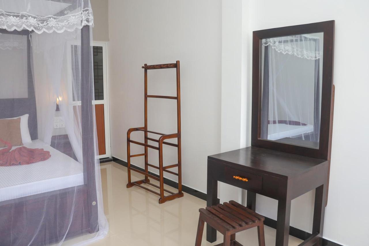 Tinara River Inn, Weligama Dış mekan fotoğraf